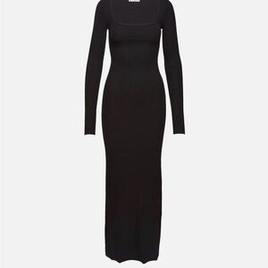 Eterne Square Neck Maxi Dress- black